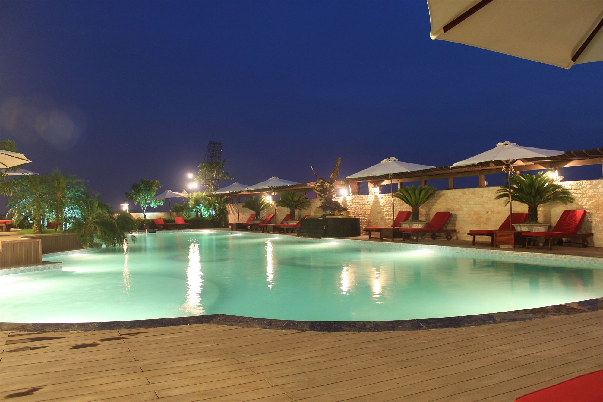The Vissai Hotel Νιν Μπιν Εξωτερικό φωτογραφία